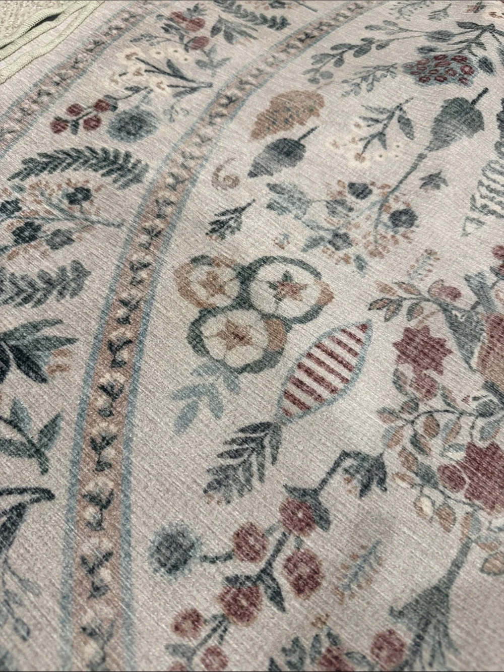 Ruggable • 6’ Round Juniper Neutral Multicolor Flatwoven Washable Rug